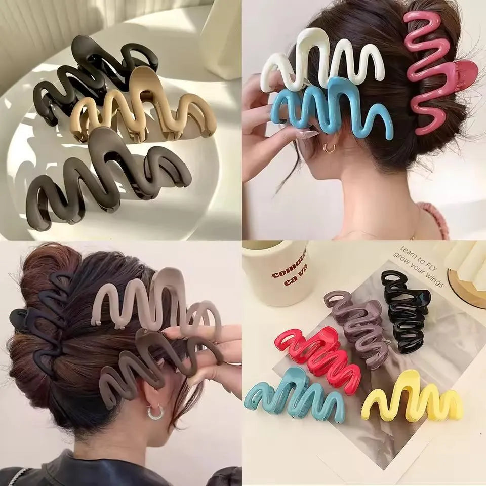 Korean Style Wavy Clips